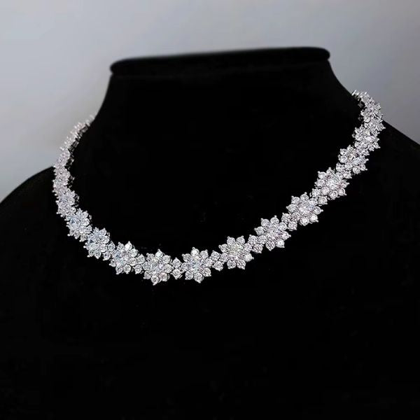 Blumen-Symbol-Choker-fur-Damen