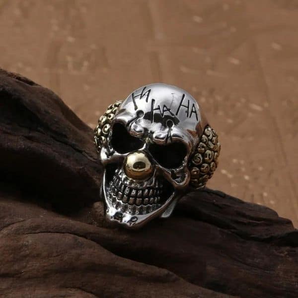 Clown-Schadel-Ring