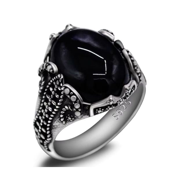 Herrenring-mit-schwarzem-Stein