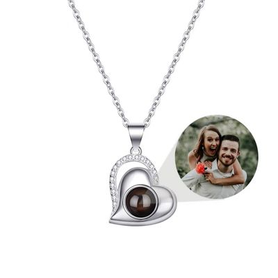 Herzförmige Halskette mit Fotoprojektion Ringsilber
