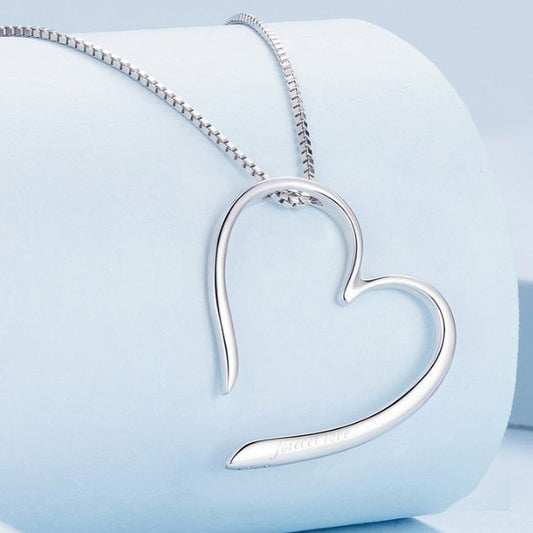 Moderne-Herz-Silber-Kette-fur-Damen