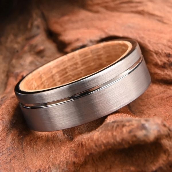Moderner Design Ehering aus Holz - Ringsilber