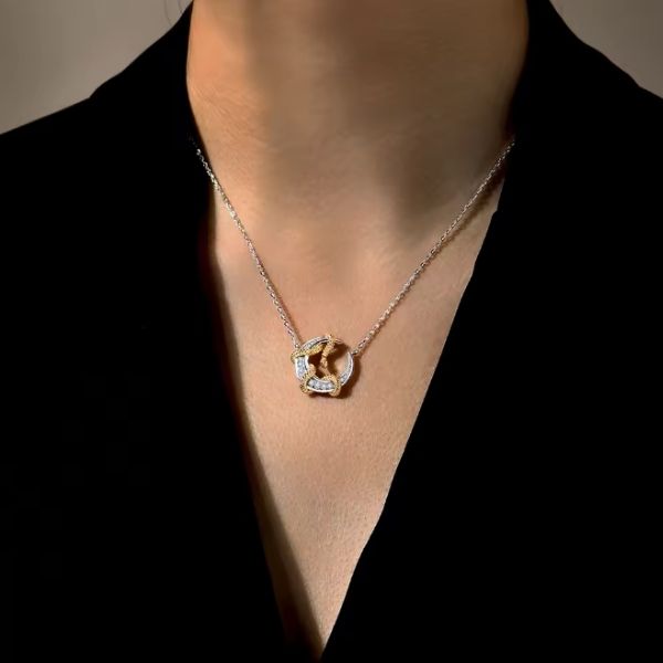 Schlangensymbol-Halskette