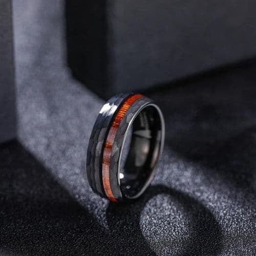 Schwarzer Ehering aus Holz - Ringsilber
