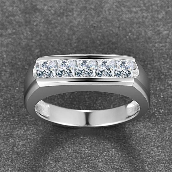 Verlobungsring-mit-Stein-Ring-fur-Freundin