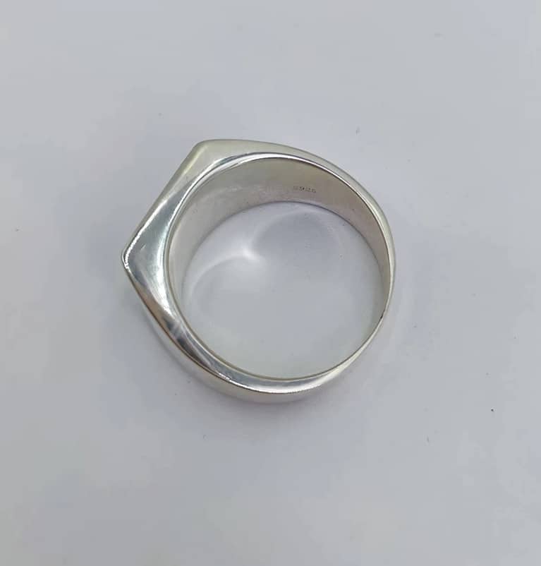 Sig Ring