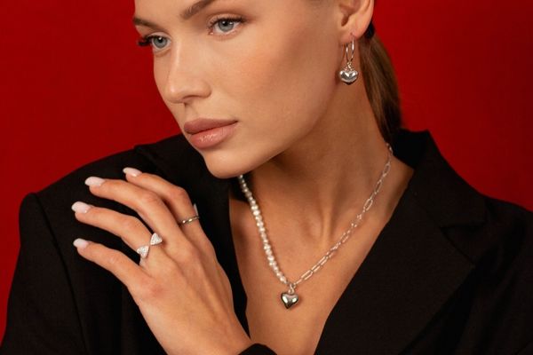 925 Silber vs. Edelstahl – Welches Material passt wirklich zu dir?