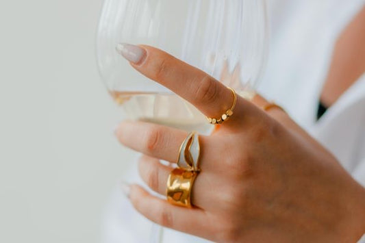 Ringe stapeln: Der Guide für Silberringe