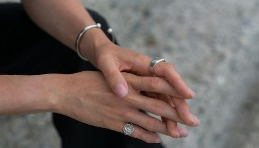 Was bedeutet 925 bei Schmuck?