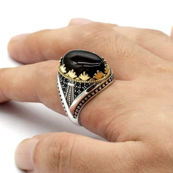 Silberner Herrenring mit ovalem Stein Ringsilber