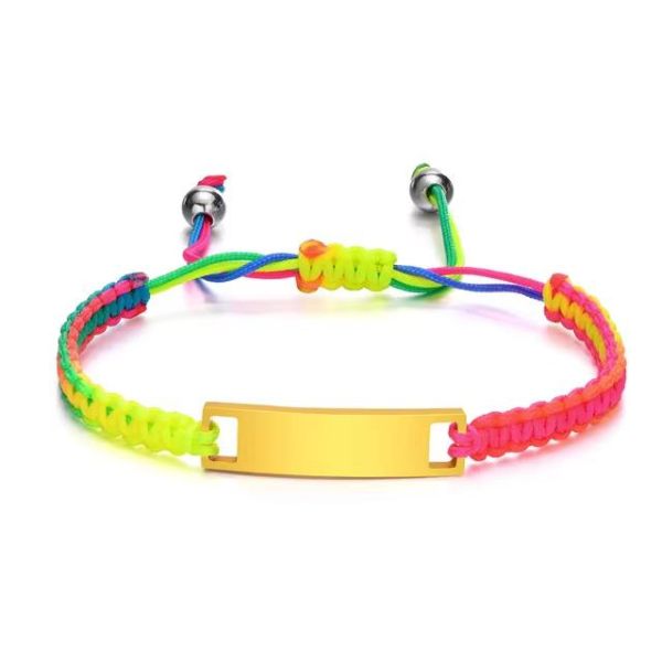 Armband-mit-Namen-des-Kindes