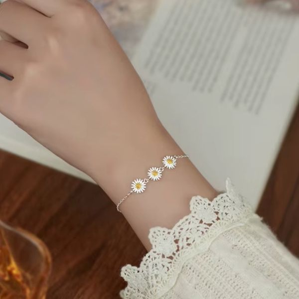 Armband aus Blumen