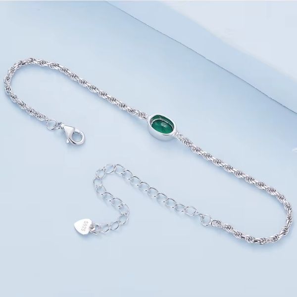 Armband-mit-grunem-Zirkonia-Stein