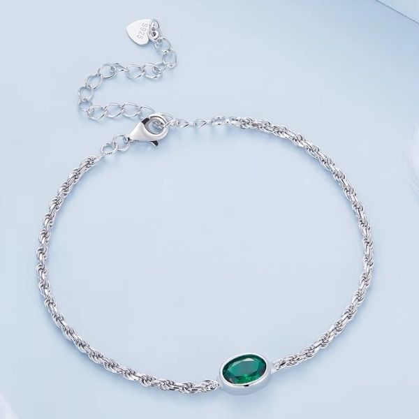 Armband-mit-grunem-Zirkonia-Stein