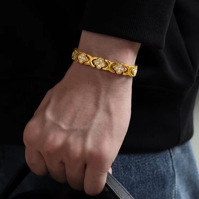 Armband mit vierblättrigem Kleeblatt-Design für Damen und Herren