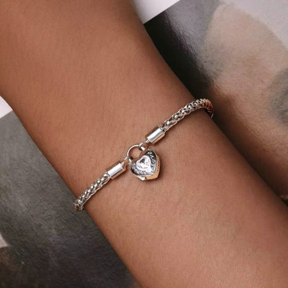 Charm-Armband-mit-Herz