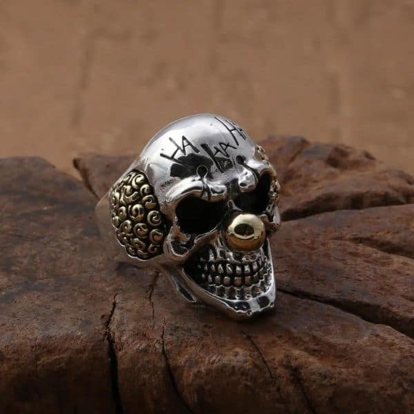 Clown-Schadel-Ring
