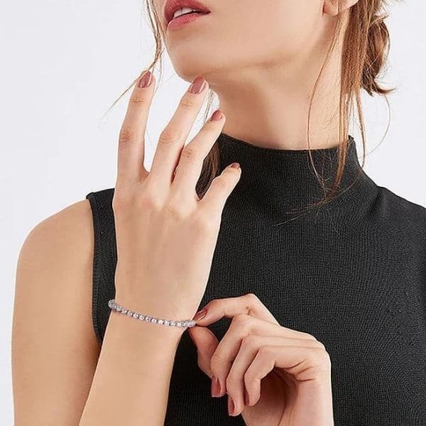 Damen Armband mit Zirkonia Steinen - Ringsilber