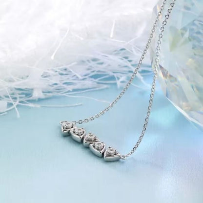 Dreieckige-Halskette-fur-Damen