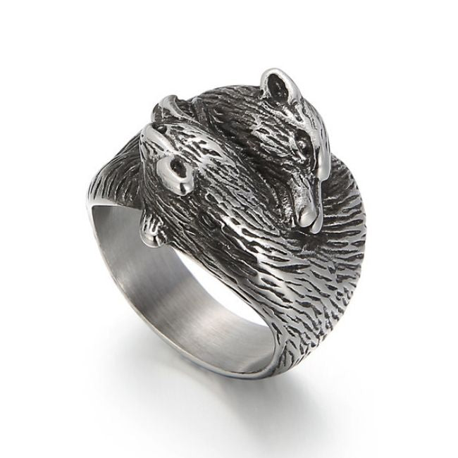Gotischer-Edelstahl-Ring-mit-Wolfskopf-Design