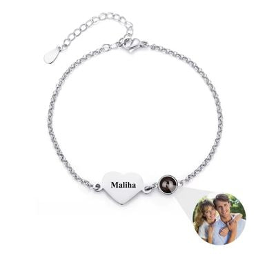 Gravierte und illustrierte Armbänder