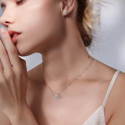 Halskette mit rundem Moissanit-Stein Ringsilber