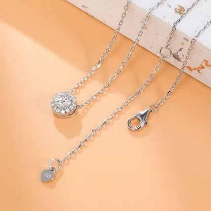 Halskette mit rundem Moissanit-Stein Ringsilber