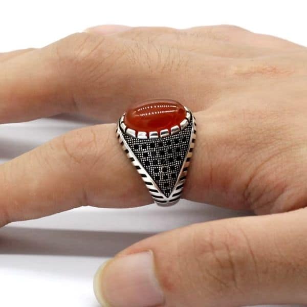 Herrenring aus rotem Achat Ringsilber