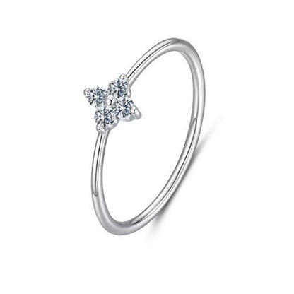 Minimalistischer vierblättriger Kleeblatt Ring Ringsilber