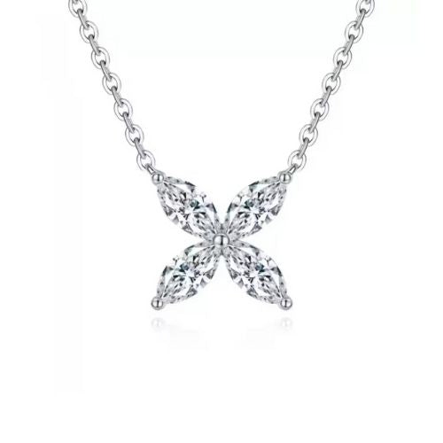 Moissanit-Halskette mit vierblättrigem Kleeblatt Ringsilber