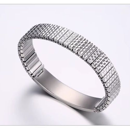 Personalisiertes klassisches Armband Ringsilber