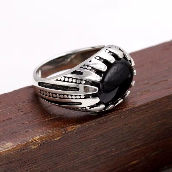 Retro-Herrenring-aus-schwarzem-Achat-Stein