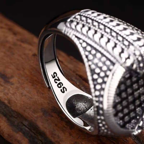 Retro Schwarzer Stein Silber Ring Ringsilber