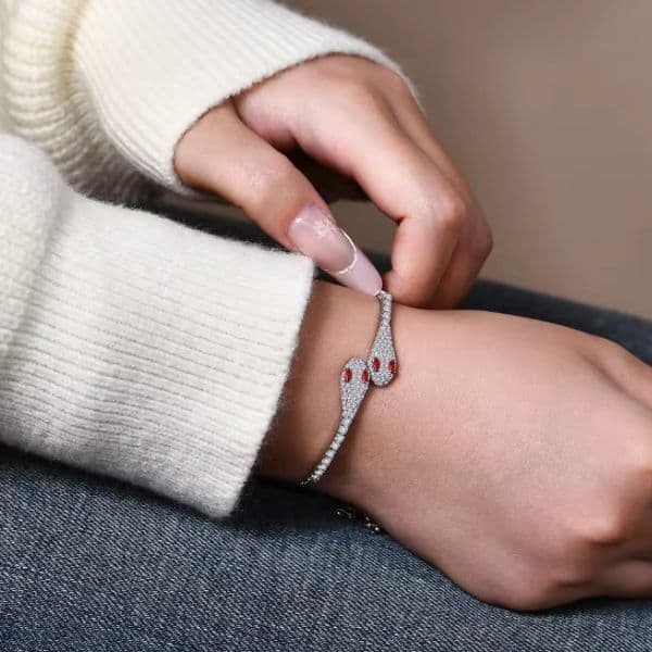 Schlangensymbol-Armband-Damen