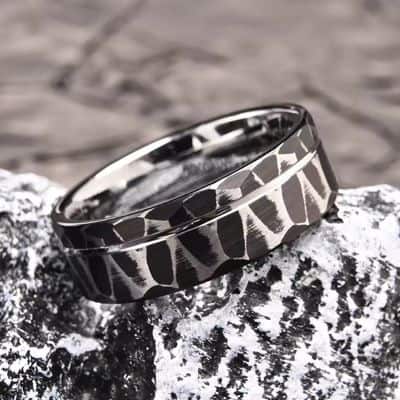 Schwarze Ehering in ungewöhnlichen Designs Ringsilber