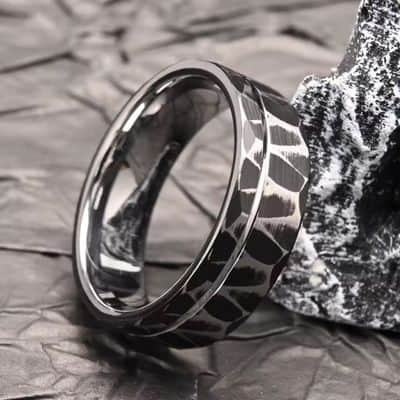 Schwarze Ehering in ungewöhnlichen Designs Ringsilber