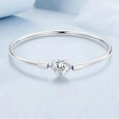 Silberne-Damen-Armband-mit-Herz-Charm