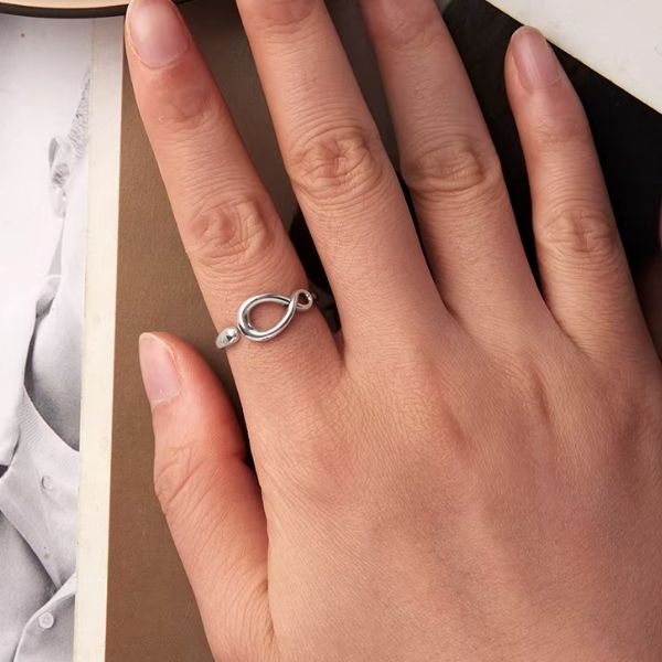 Silberner Damenring mit Unendlichkeitssymbol Ringsilber