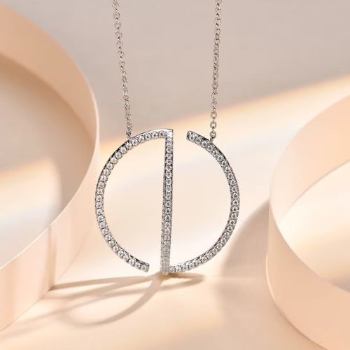 Damen Halskette mit speziellem Design Ringsilber