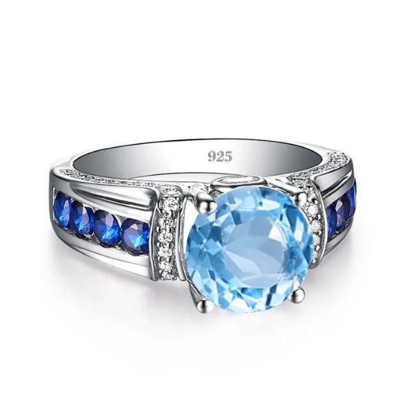 Ring-mit-Blauem-Stein