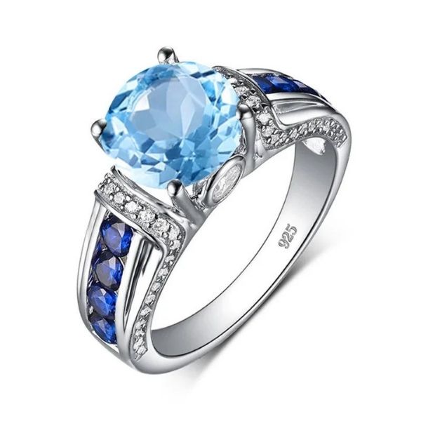 Ring-mit-Blauem-Stein