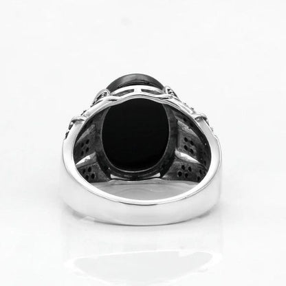 Silberring-mit-schwarzem-Onyx-Stein