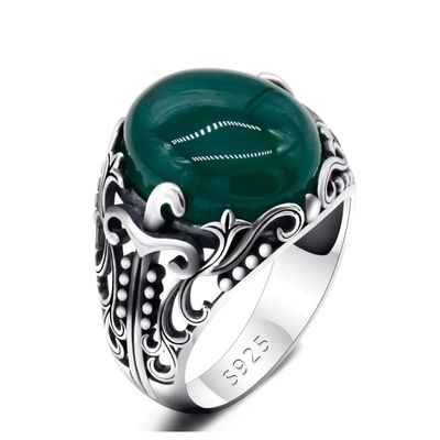 Silberring mit wertvollem Grüner Stein Ringsilber