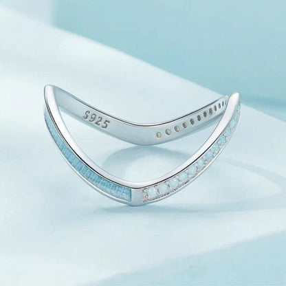 V-Shaped-Minimalist-Silver-Ringe