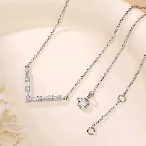 V-förmige Halskette Ringsilber