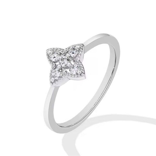 Verlobungsring-mit-Sternsymbol