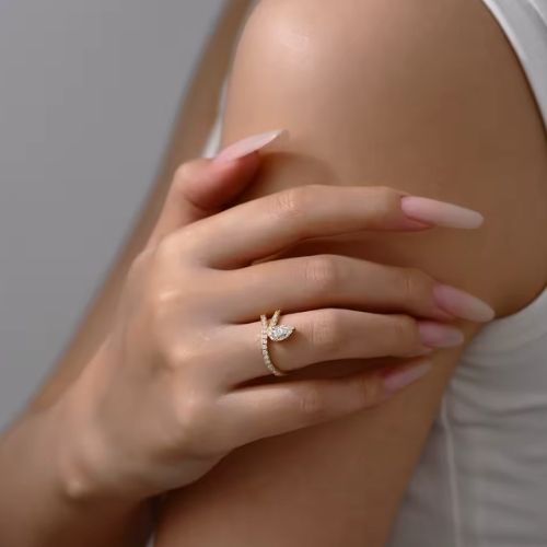 Verlobungsringe mit ungewöhnlichem Design Ringsilber