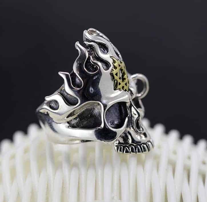 Außergewöhnliche Totenkopf Ring für Herren