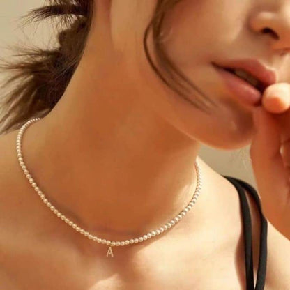 Choker-Kette-mit-Buchstaben