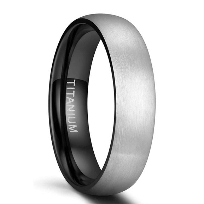 Eheringe-Titan